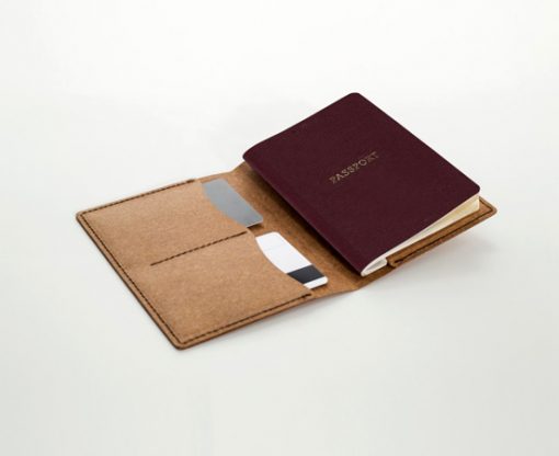 porte-passeport-cuir-recycle-passport-cadeau-affaire-lakange-labrador-compagnon-voyage